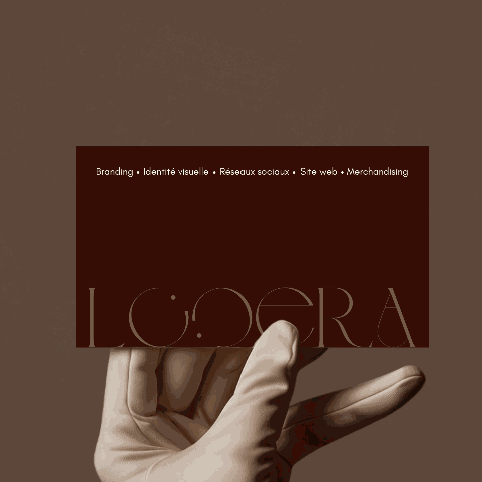 Carte de visite rouge foncé du studio Looera, branding, identité visuelle, site web, stratégie social média, merchandising e-commerce